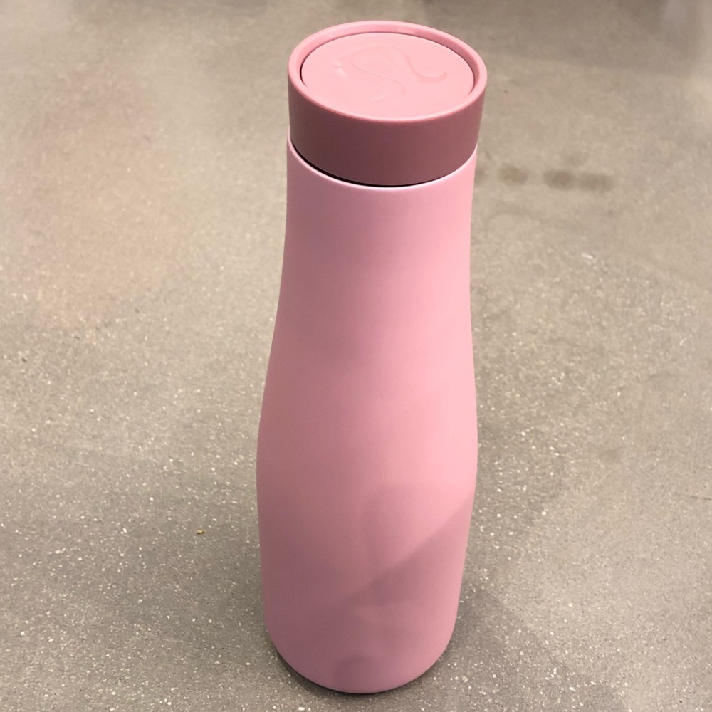 lululemon water bottle